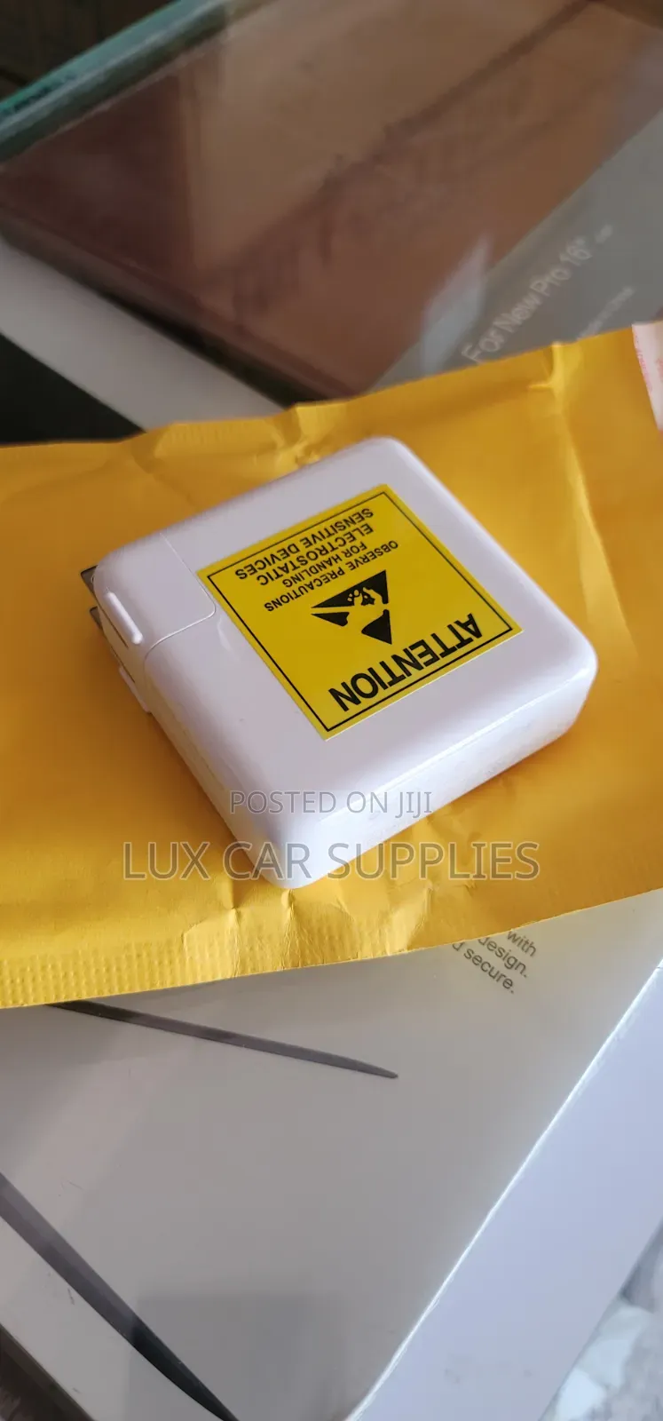 Ex-Uk Apple 96w Usb-C Power Adapter