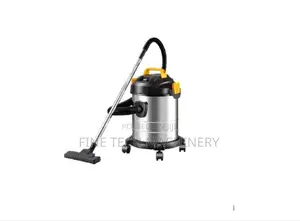 Deli 15l Vacuum Cleaner.