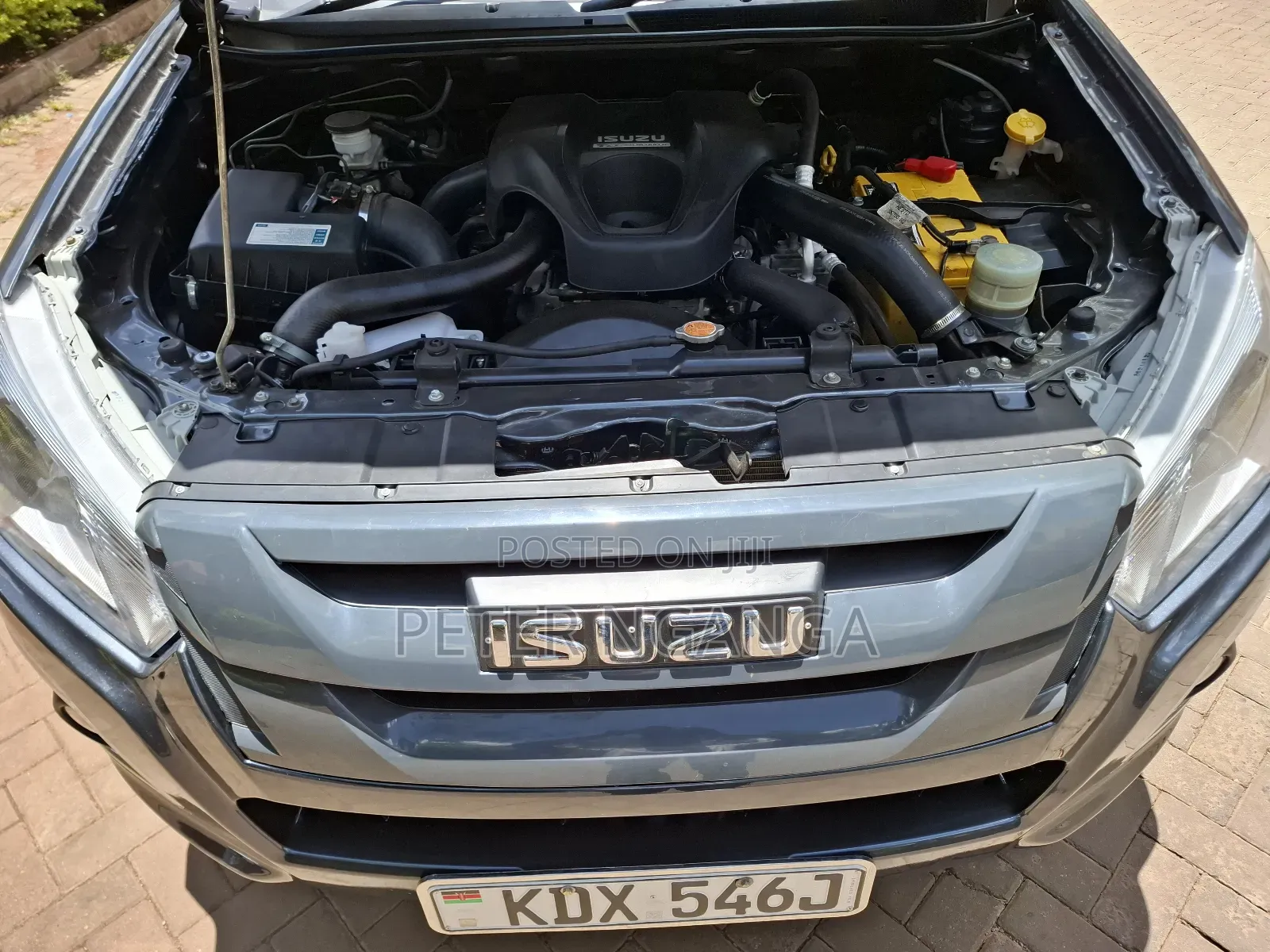 Isuzu D-MAX 2022 Silver