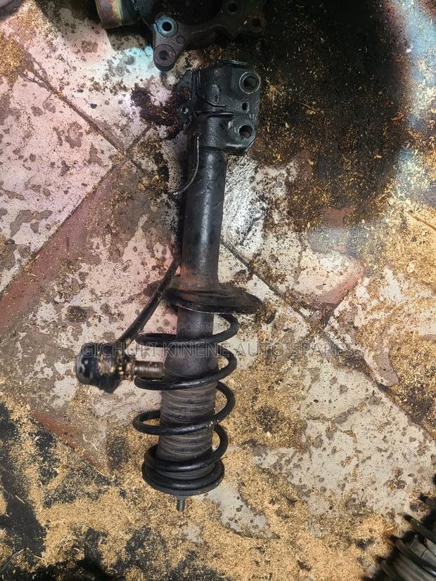 Complete Shock Belta,Ractis - main view