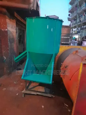 Feed Mixer