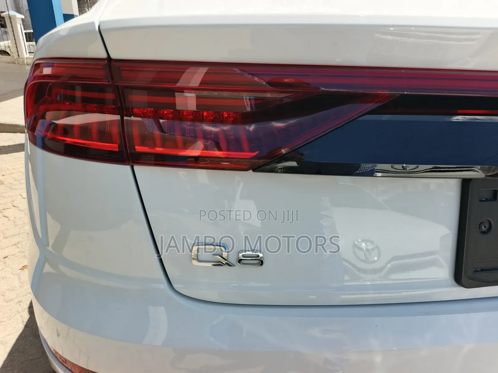 Audi Q8 55 Premium AWD quattro 2020 White