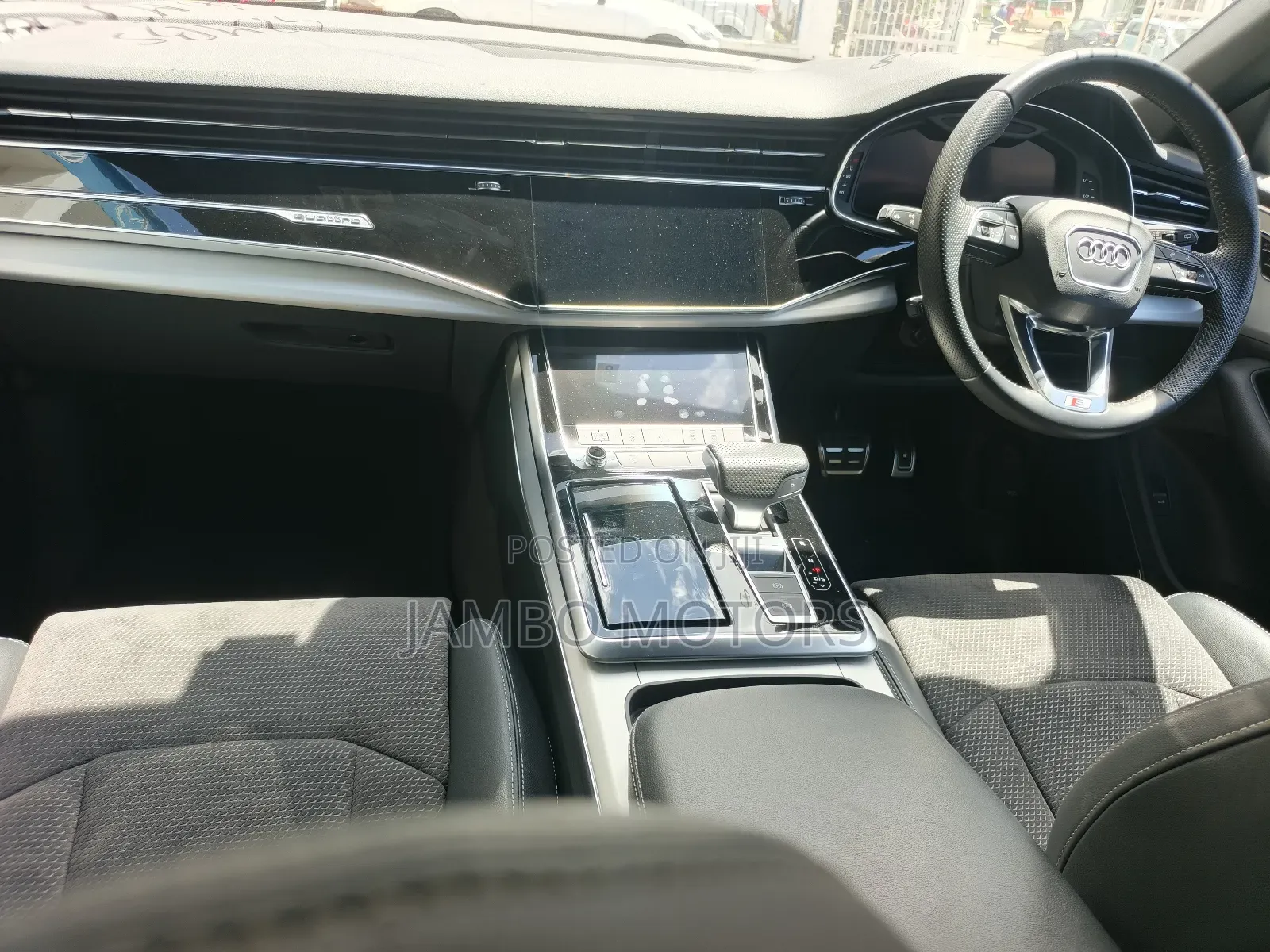 Audi Q8 55 Premium AWD quattro 2020 White
