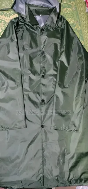 Jungle Green Rain Coat With Lining