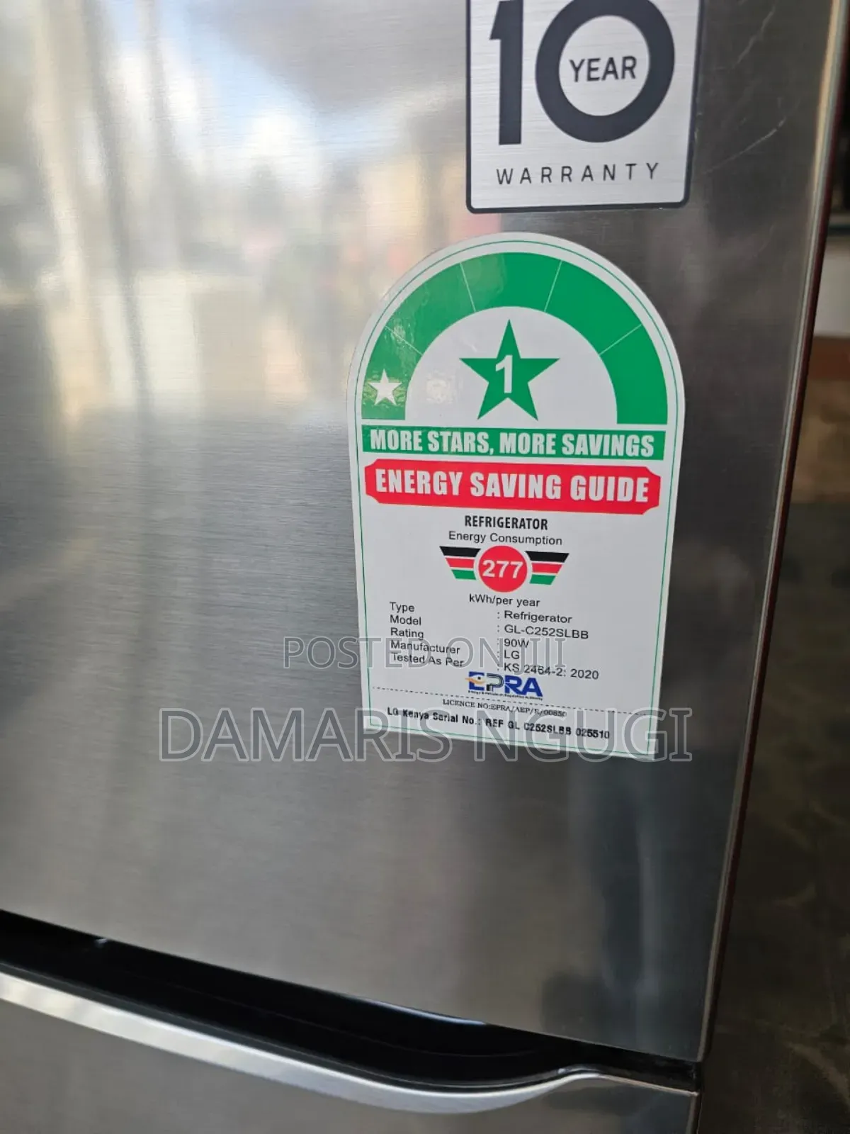 Top Freezer Lg Fridge (Good as New )
