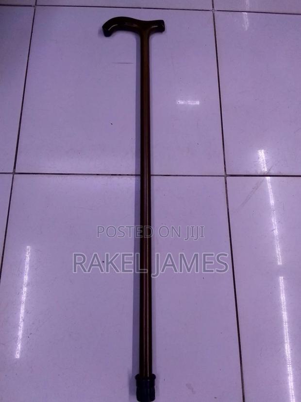 Dark Brown Wooden Walking Stick - thumbnail 2