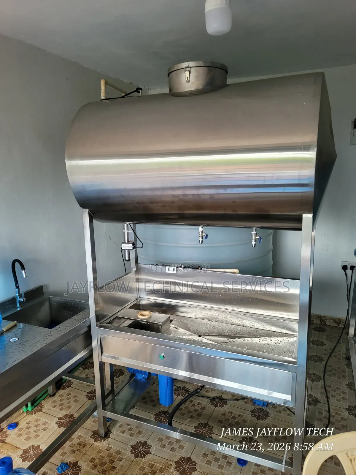 Water Refilling Station Setup – Stainless Steel Tank, Bottle Rinser
