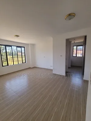 6bdrm Mansion in Njambu Tv, Karai for sale