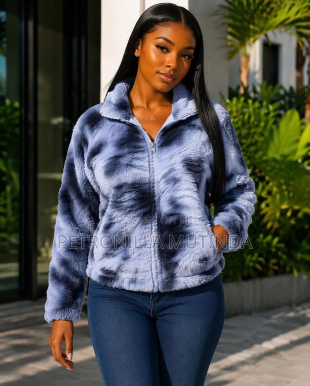 Trendy Ladies Jacket - thumbnail 2