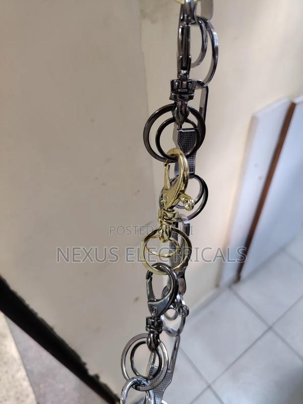 Keyholder With Nail Cutter - thumbnail 2