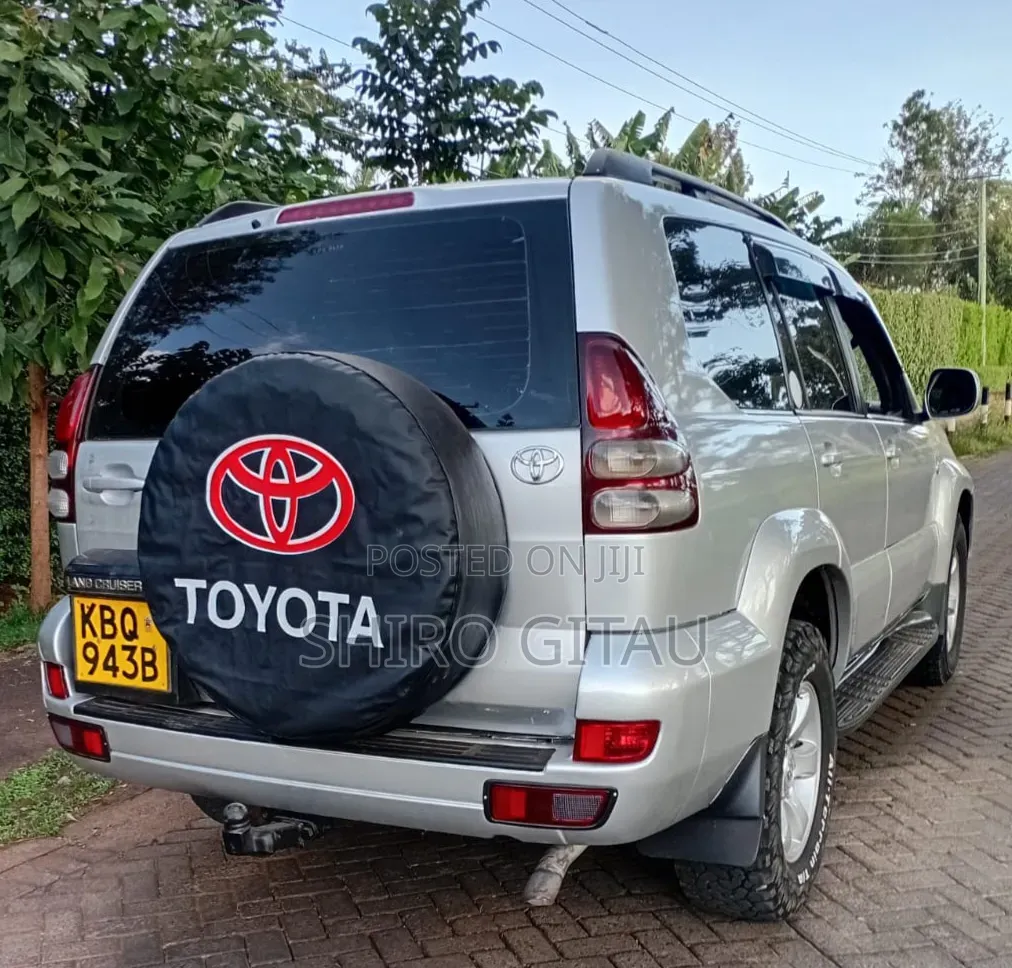 Toyota Land Cruiser Prado 3.0 D-4D 5dr 2004 Silver