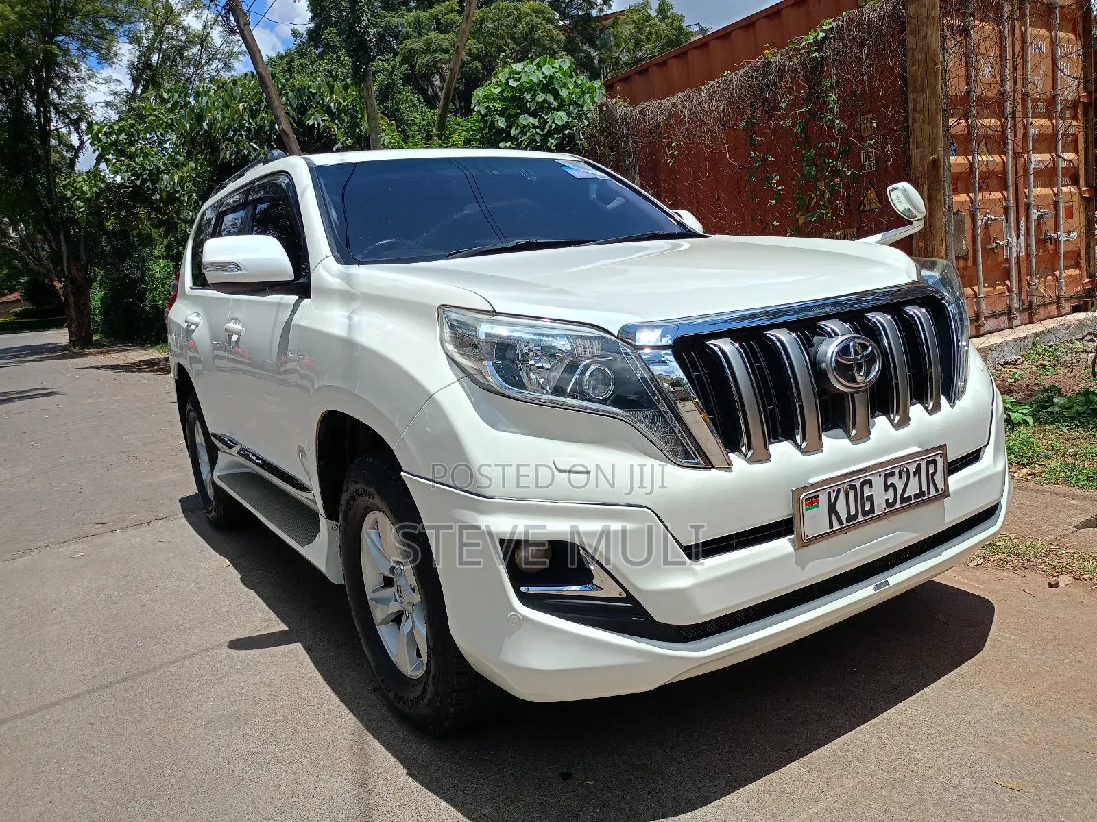 Toyota Land Cruiser Prado 2016 White