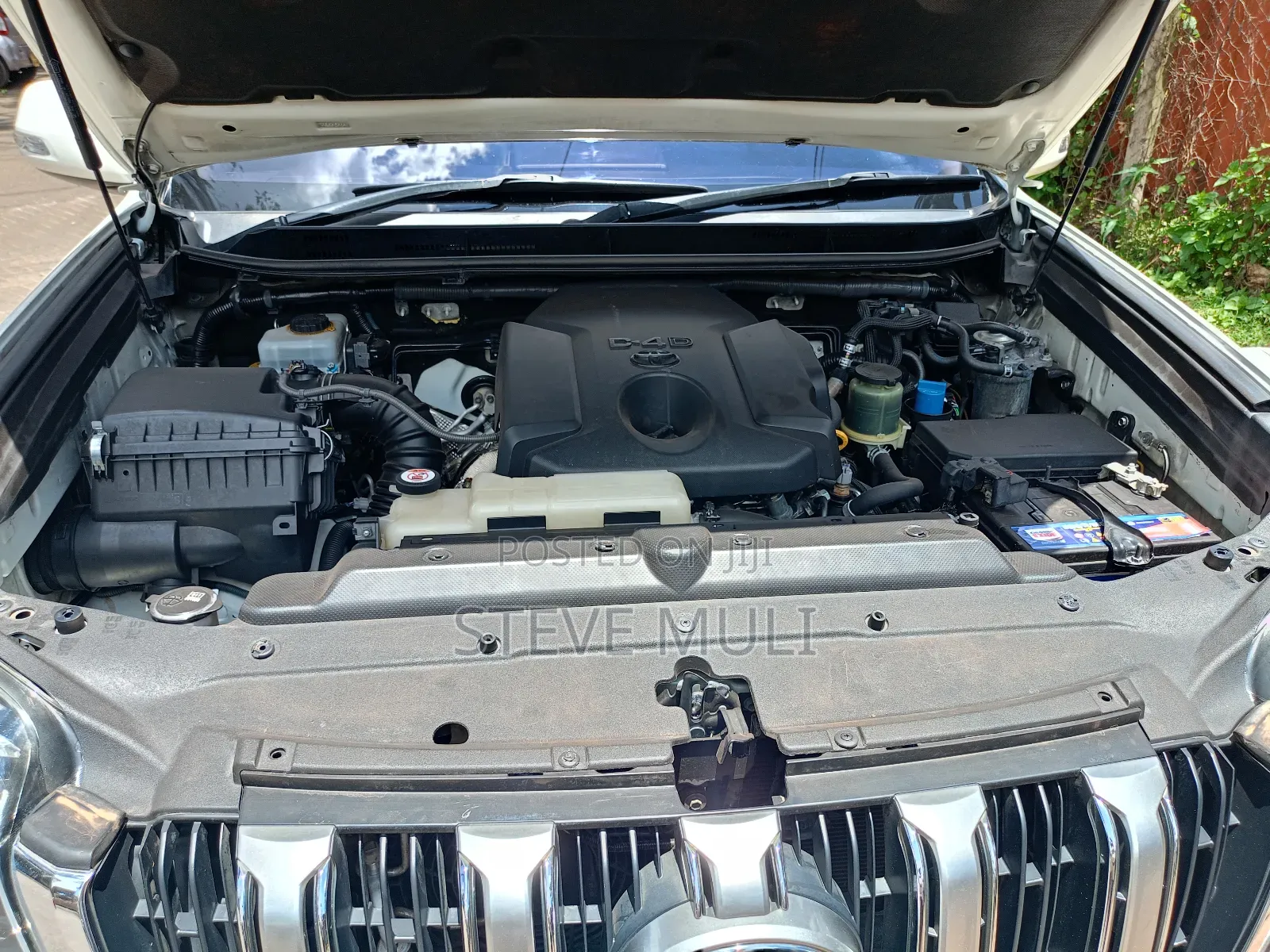 Toyota Land Cruiser Prado 2016 White