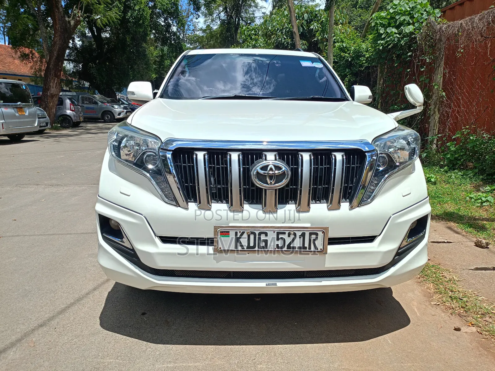 Toyota Land Cruiser Prado 2016 White