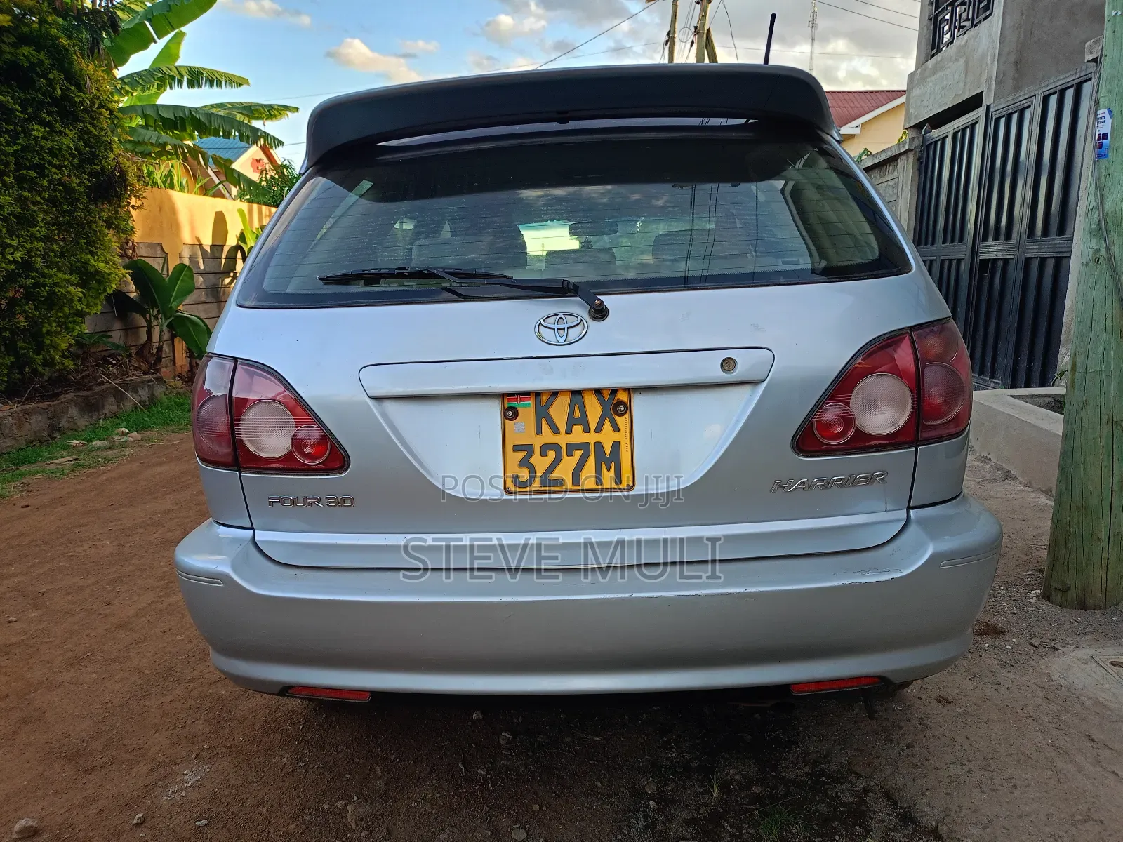 Toyota Harrier 2000 Silver
