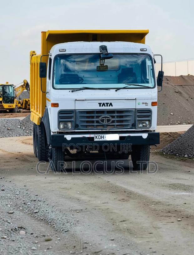 Tata Tipper Truck 2516 - thumbnail 2