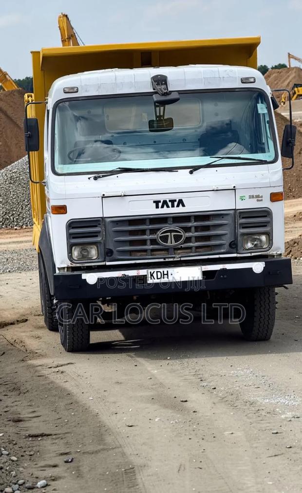 Tata Tipper Truck 2516 - thumbnail 13