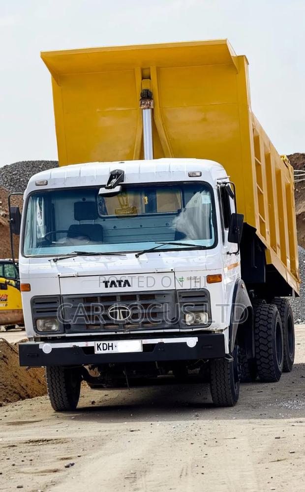 Tata Tipper Truck 2516 - thumbnail 14