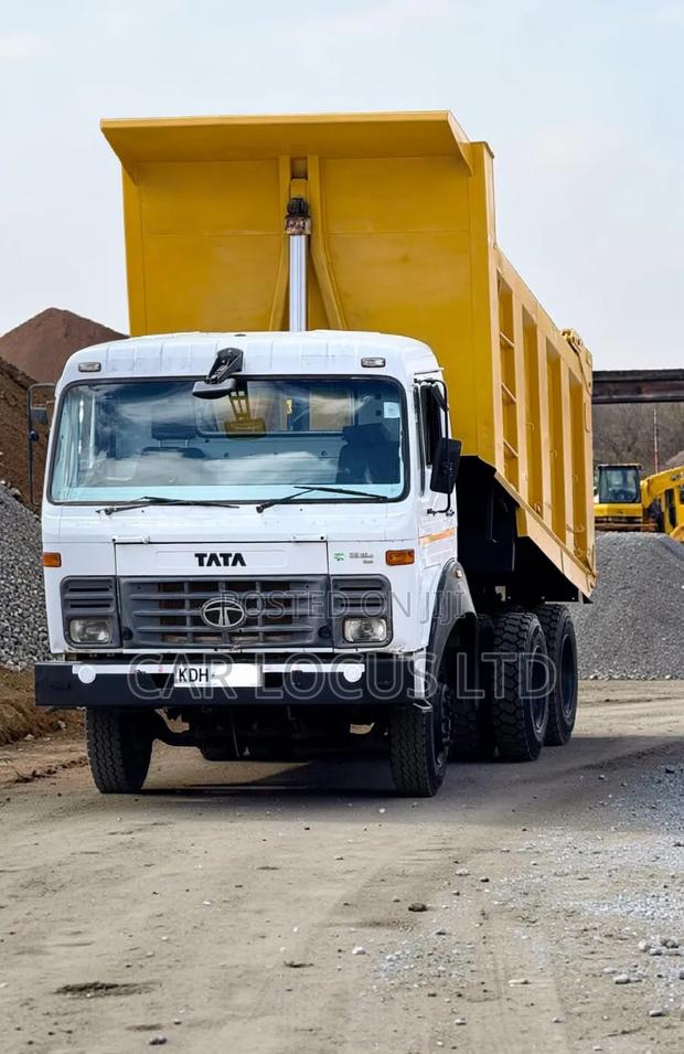 Tata Tipper Truck 2516 - thumbnail 16