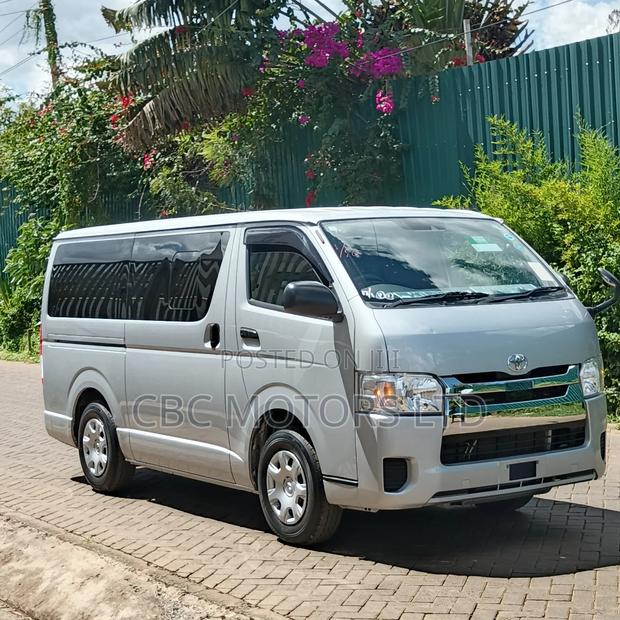 Toyota Grand HiAce 2019 Silver
