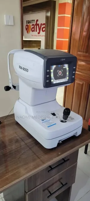 Optical Rm-9000 Autorefractometer