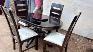 4 Sester-Revolver Dinning Table Set