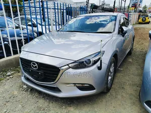 Mazda Axela 2018 Silver