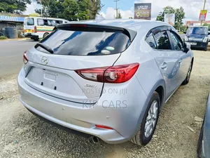 Mazda Axela 2018 Gray