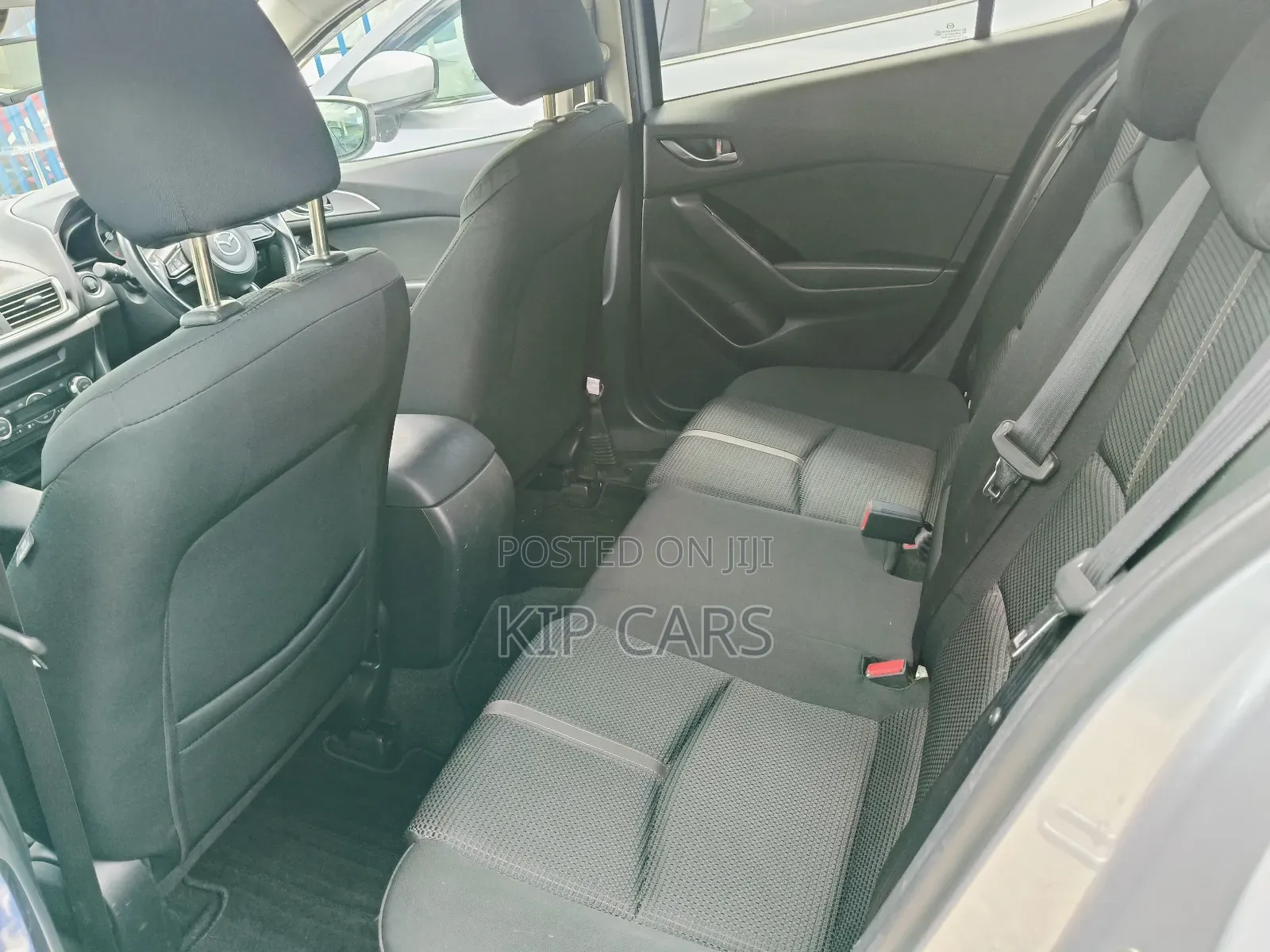 Mazda Axela 2018 Gray