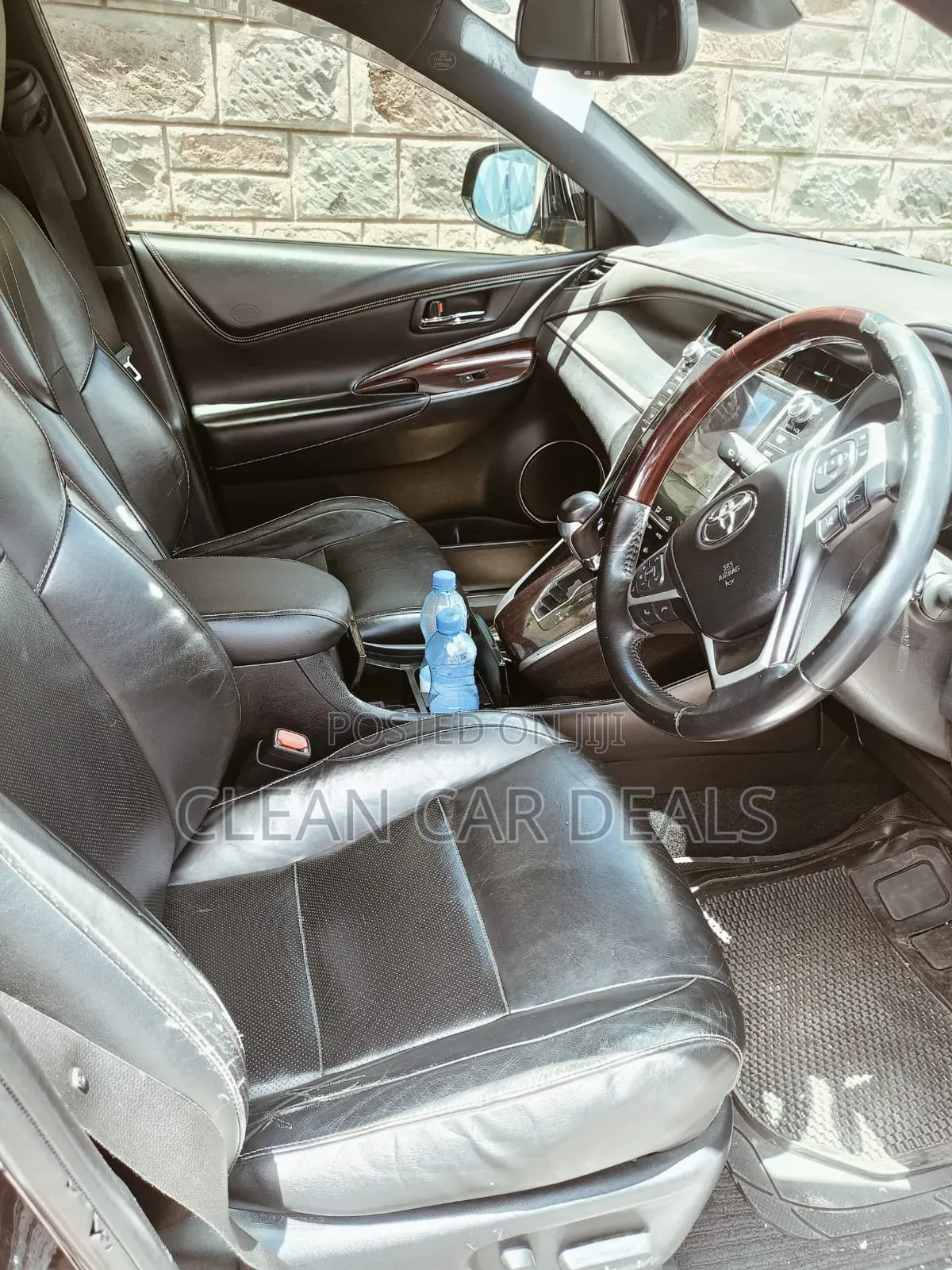 Toyota Harrier 2014