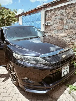 Toyota Harrier 2014