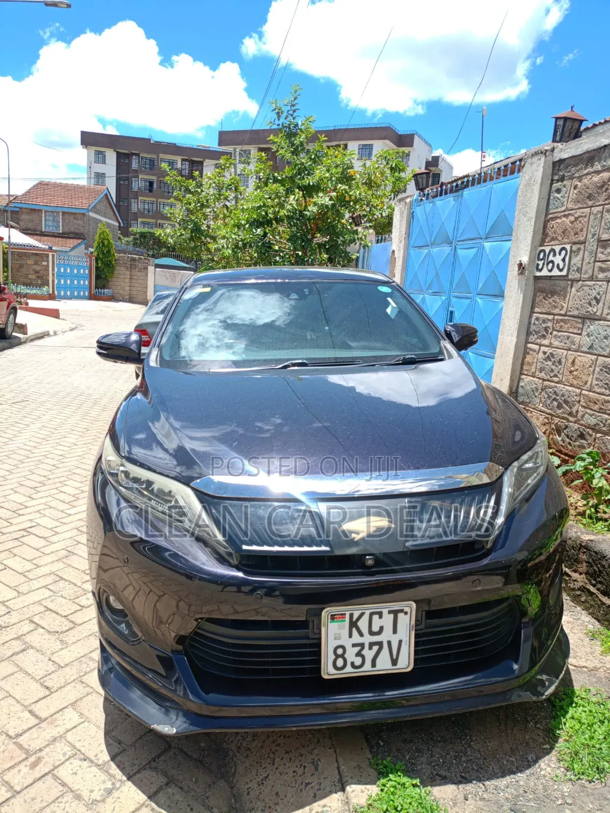 Toyota Harrier 2014