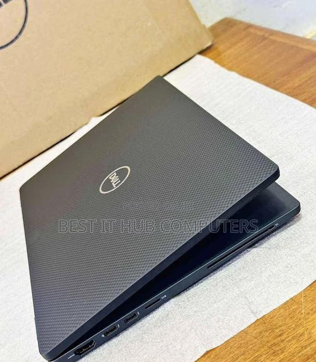 Laptop Dell Latitude 7410 16GB Intel Core i7 SSD 256GB - thumbnail 2