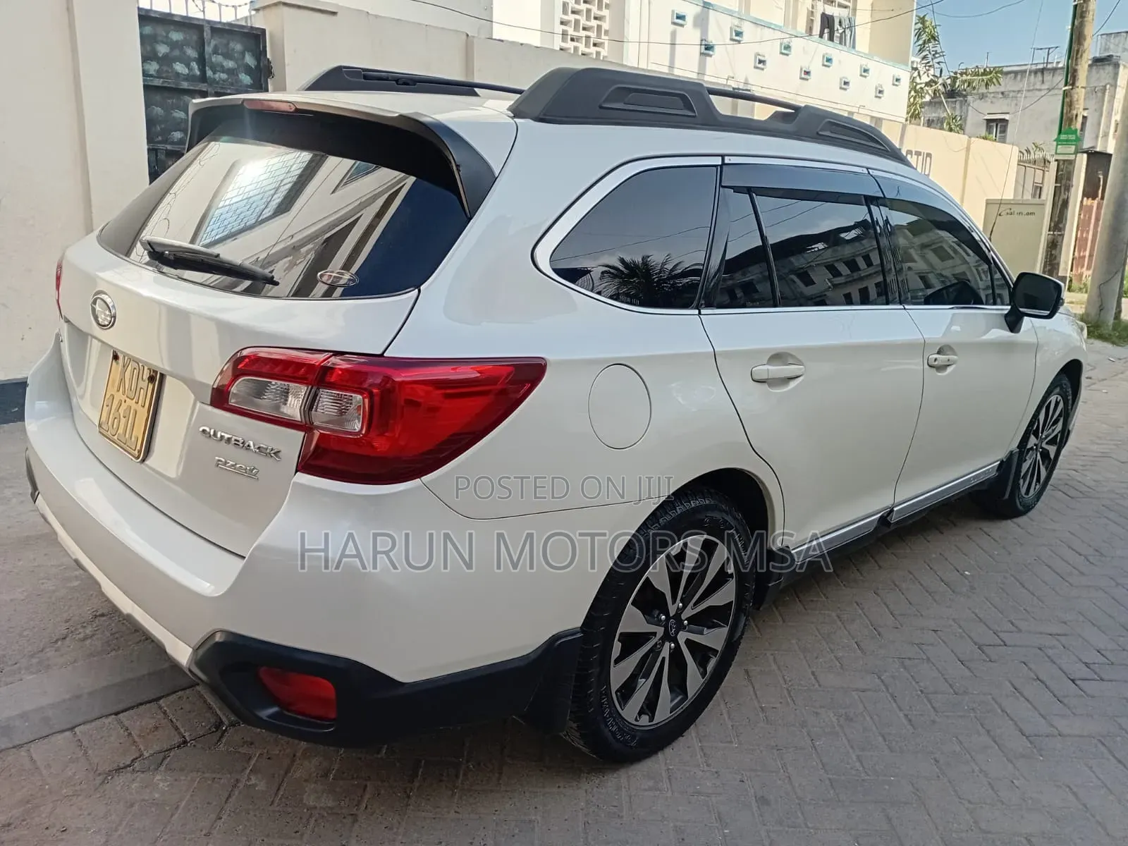 Subaru Outback 2015 White