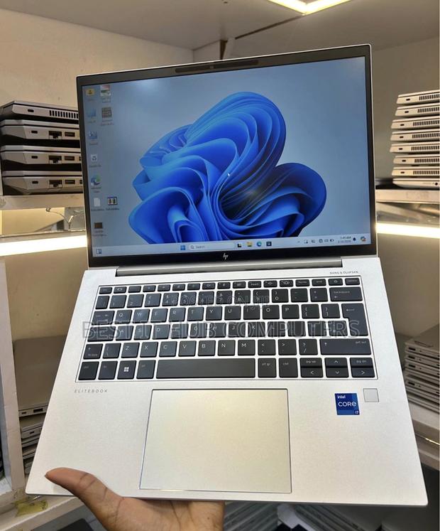 Laptop HP EliteBook 840 G9 16GB Intel Core i7 SSD 512GB - thumbnail 2