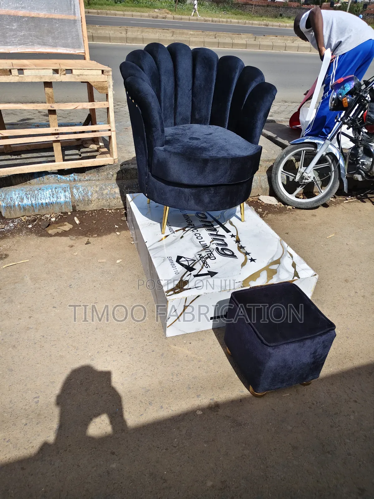 Pedicure Flower Seat Plus Mable Sheet Platform