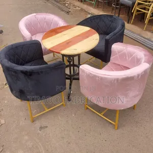 Restaurant Design Seats Plus Table