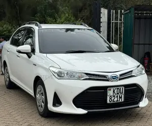 Toyota Axio 1.5 Hybrid 2WD 2018 White