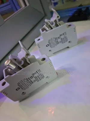 Fuse Links Single Pole