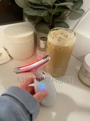 Anti Wrinkle Facial and Neck Beauty Lifting Device