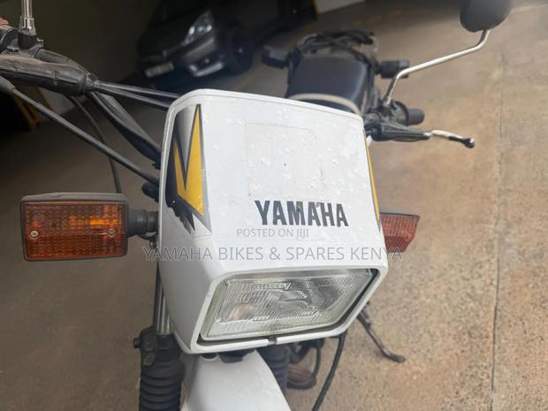 Yamaha DT175 2012 White - thumbnail 5