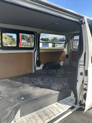 Toyota HiAce 2019 White