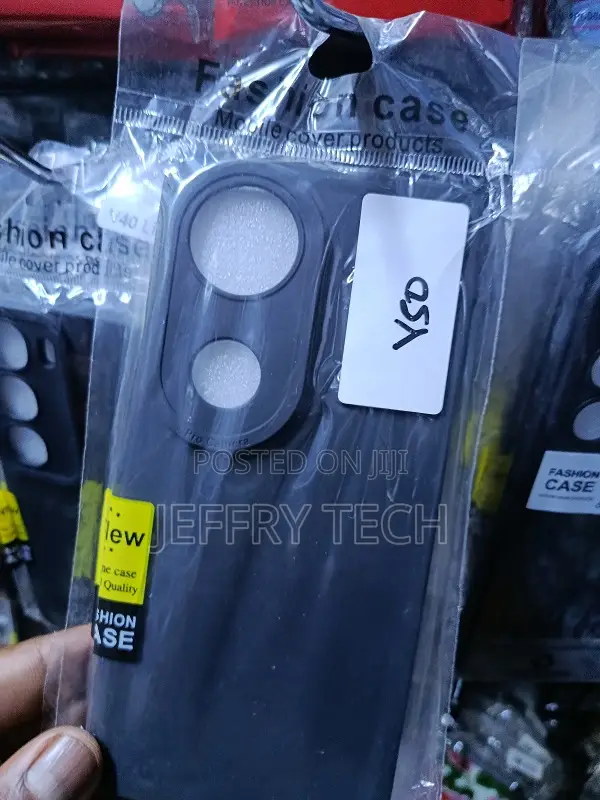 Black Silicone Mobile Phone Case for the Vivo Y50 Smartphone