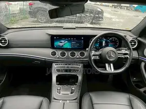 Mercedes-Benz E200 2020 Black