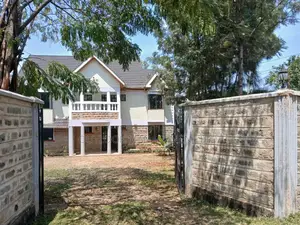 5bdrm House in Daraja Mbili for rent