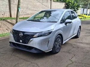 Nissan Note 1.2 Hybrid 2021 Silver