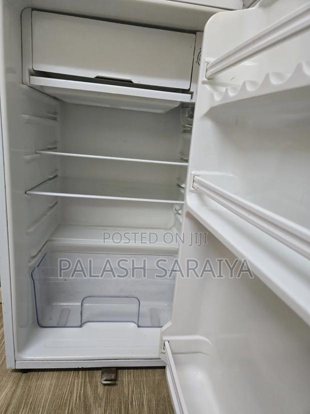 Ramtons Fridge - 90l - thumbnail 2