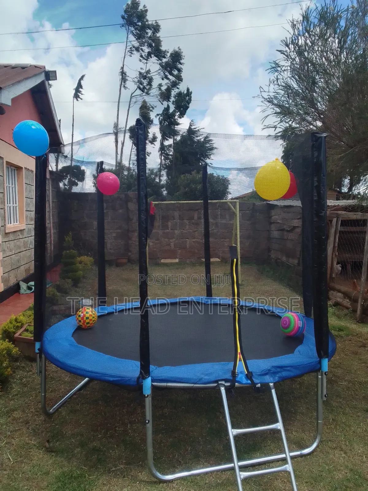 8 Ft Trampoline Outdoor Sporting Best for Kids Upto 5