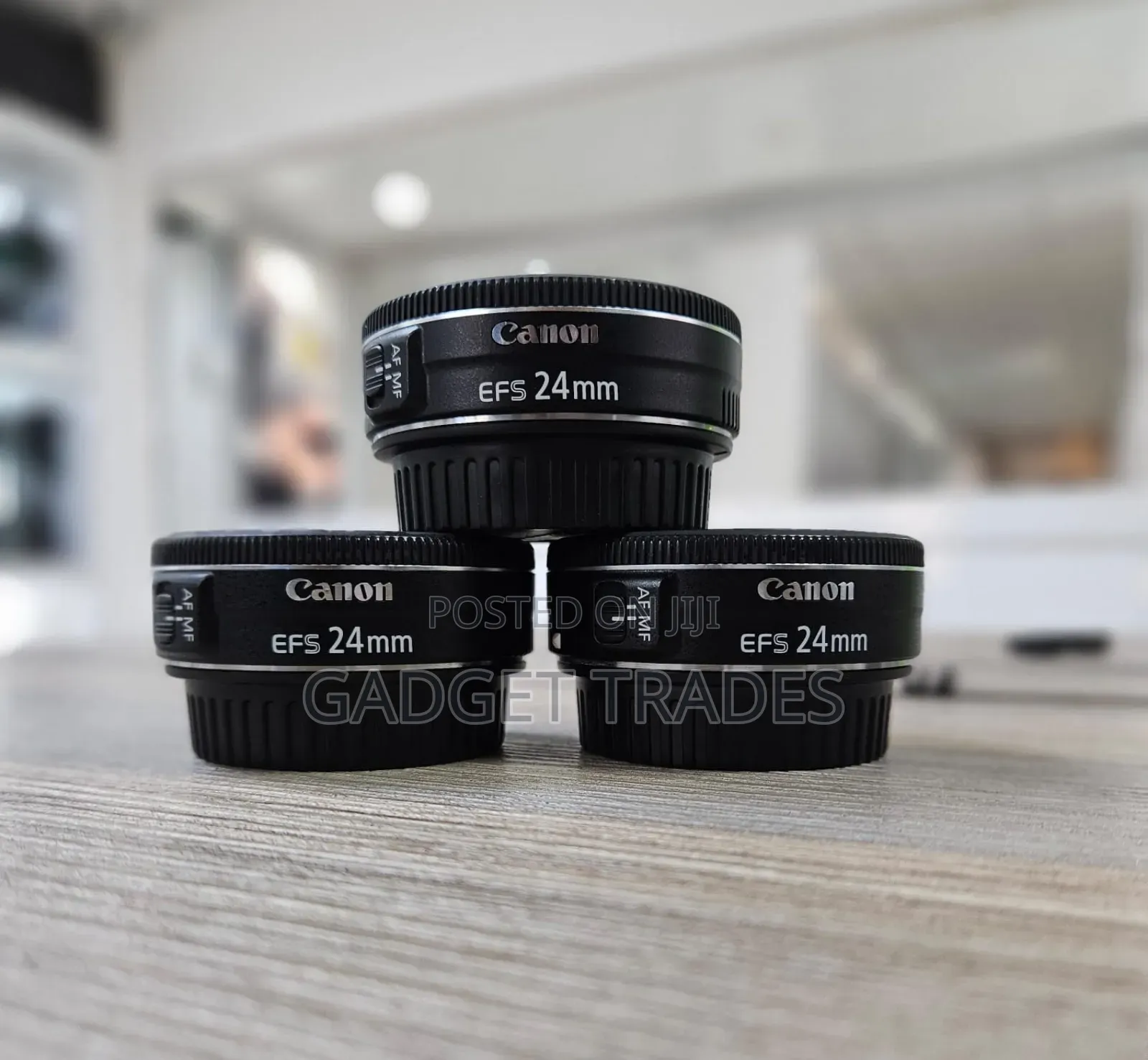 Canon Ef-S 24mm F/2.8 STM Lens