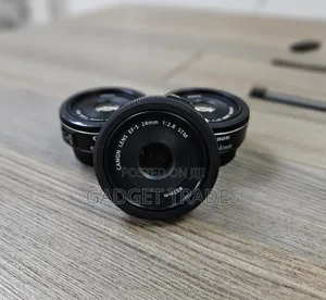 Canon Ef-S 24mm F/2.8 STM Lens